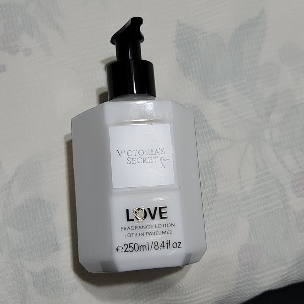 Victoria's Secret Love Lotion
